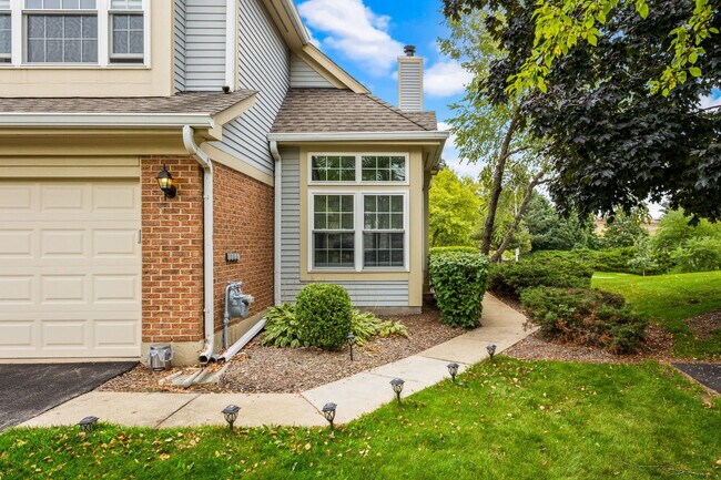 Building Photo - 2787 Green Bridge Ct