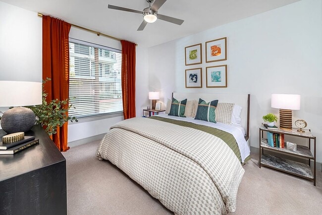 Building Photo - Luca Apartments