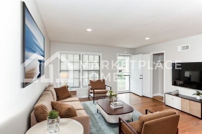 Building Photo - 4531 Cinderella Dr