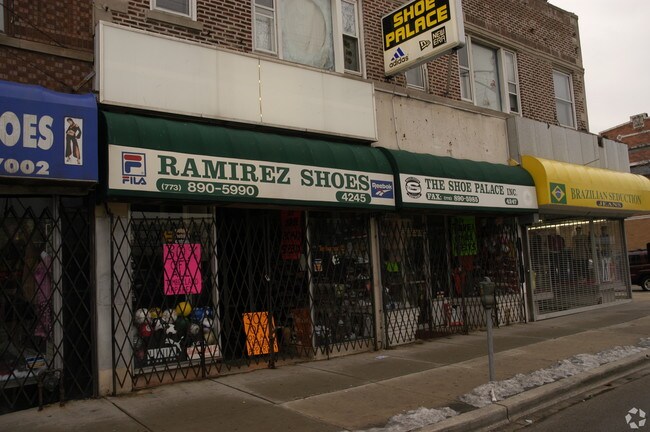 Fotografía del edificio - 4253 S Whipple St