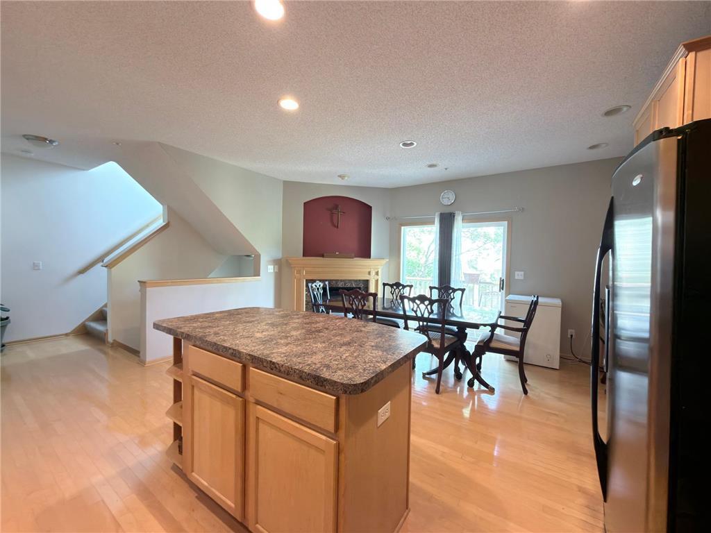 13705 54th Ave N, Minneapolis, MN 55446 - Townhome Rentals in