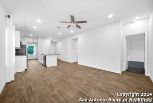 Building Photo - 363 Walnut Creek