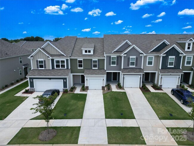Foto del edificio - 2744 Yeager Dr NW