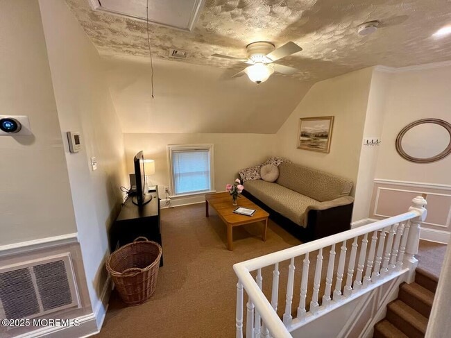 Building Photo - 34 Embury Ave