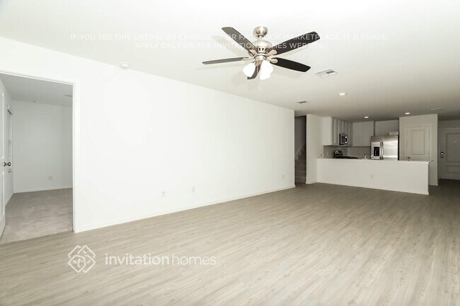 Foto del edificio - 14440 Jenson Crk