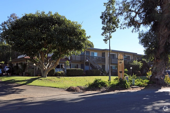 Building Photo - Corals Apartments