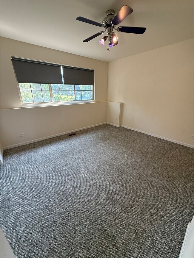Foto del edificio - 554 Prestwick Ln