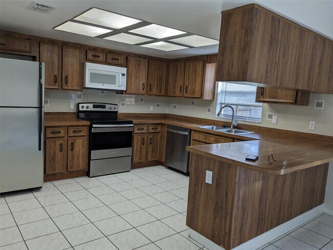 Foto del edificio - 9226 Toby Ln