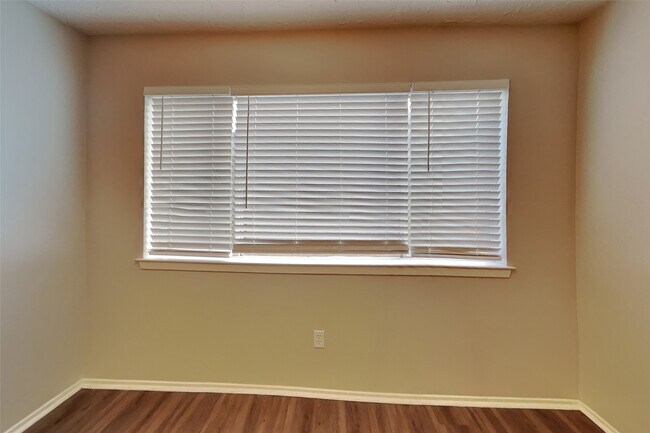 Foto del edificio - 7339 Boysenberry Ln