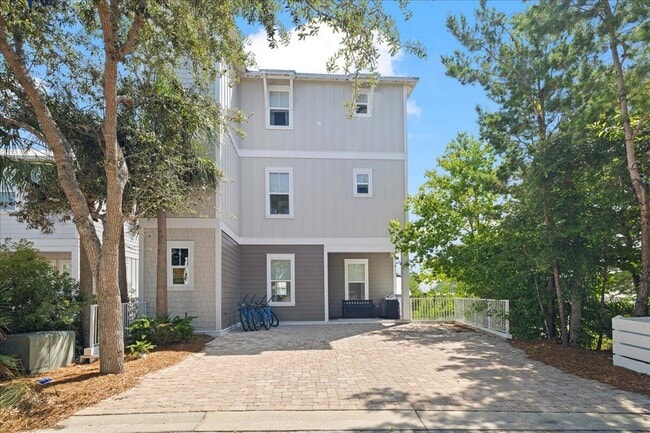 Foto del edificio - 275 Gulfview Cir