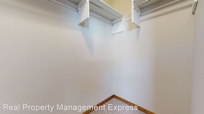 Foto del edificio - 3 br, 2.5 bath House - 9056 W Ark Pl