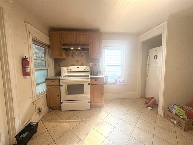 Photo - 95 Boylston St Apartment