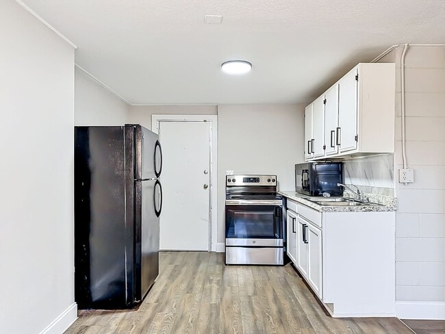Foto del edificio - 702 21st Ave W