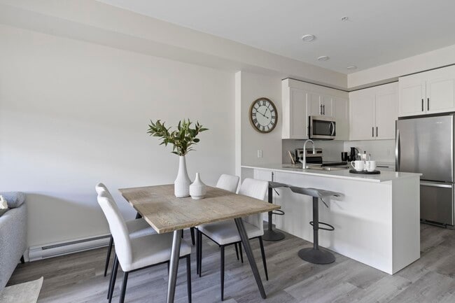 Building Photo - The Rise Apartment Homes