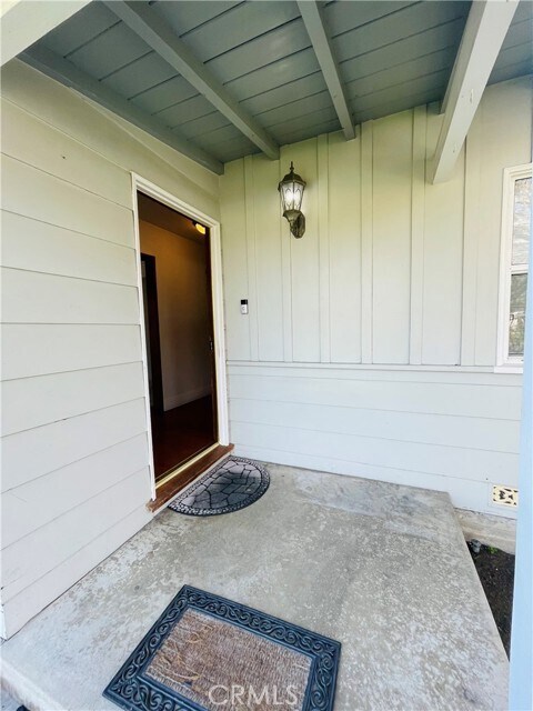 Foto del edificio - 9258 Lubec St
