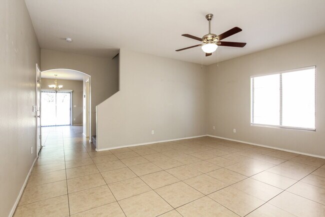 Foto del edificio - 5658 S 239th Dr