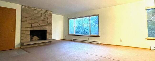 Building Photo - 5220 Sand Point Way NE