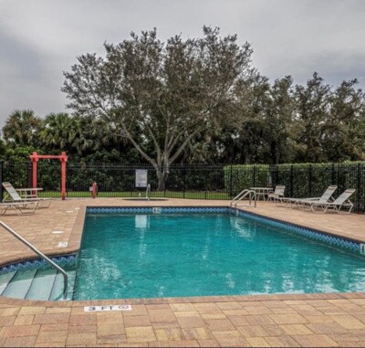 Building Photo - 144 Lady Palm Dr