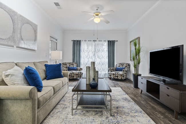 Building Photo - Vineyard Springs