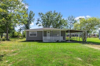 Building Photo - 5921 Bennie Ln