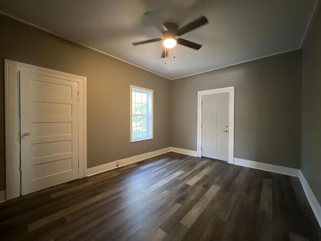 Foto del edificio - 117 Wellington Street, Bessemer, AL 35020
