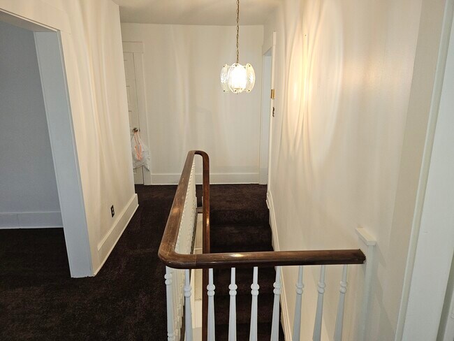 Upstairs landing - 777 Center St