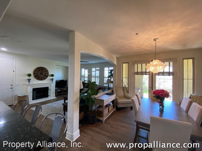 Building Photo - 3 br, 2 bath House - 2183 Silverado Street