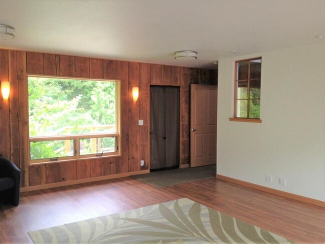 Building Photo - 4055 E Alsea Hwy