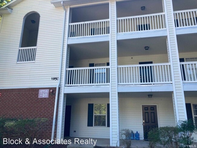 Building Photo - 2 br, 2 bath House - 1950 Trailwood Height...