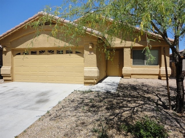 Building Photo - 6563 E Ladonna Ln
