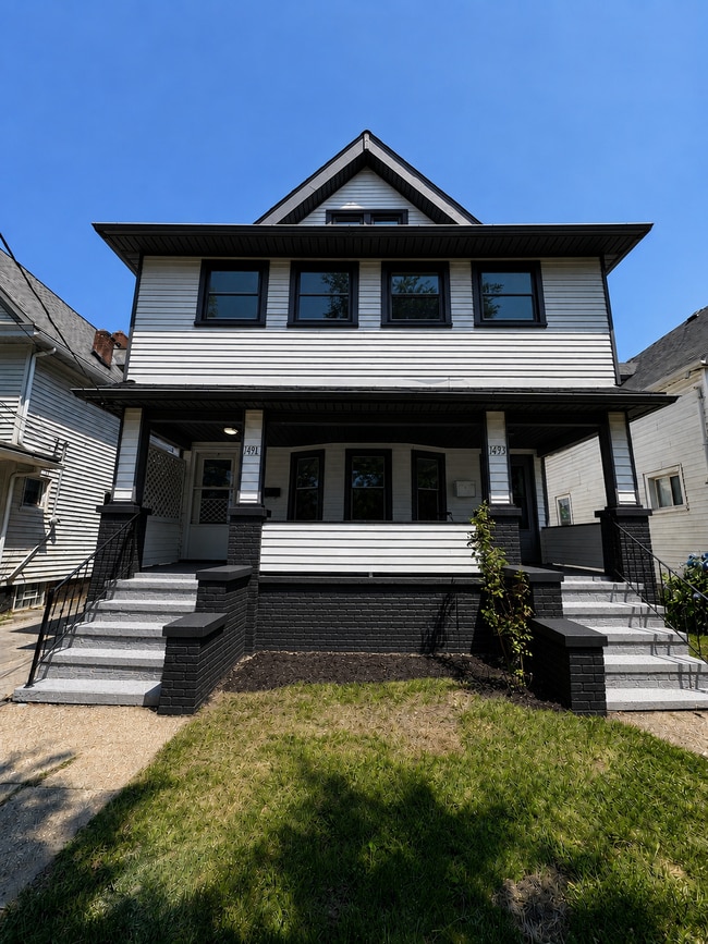 Building Photo - 1491 W 114th St