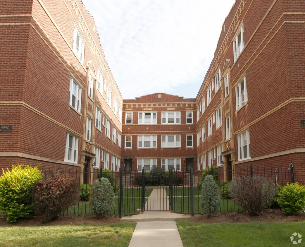 Foto del edificio - 4836-42 W Hutchinson St