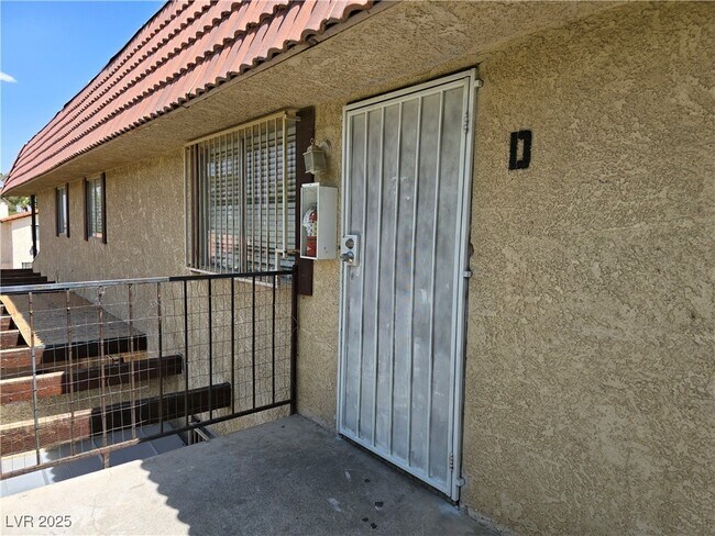 Foto del edificio - 1708 Cordoba Ln