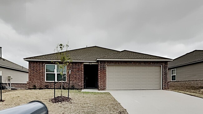 Building Photo - Very Nice and Spacious 3 Bedroom 2 Bath home in El Reno Schools