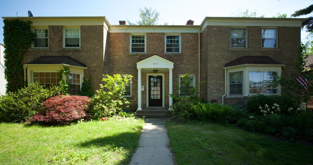 1622 Madison St, Evanston, IL 60202 Townhome Rentals in Evanston IL