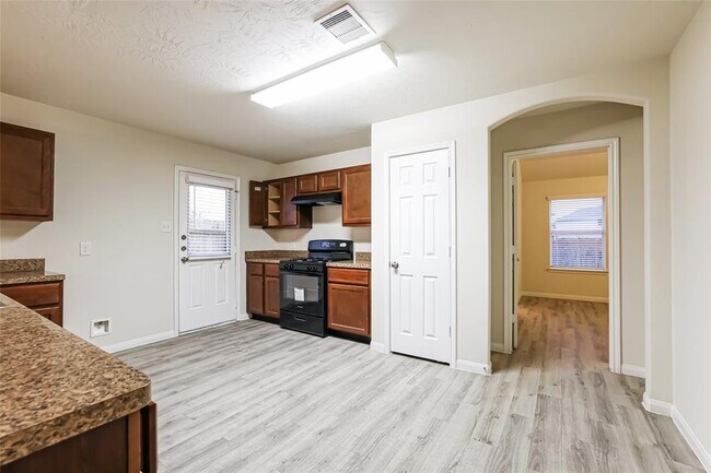 Building Photo - 17451 Wigeon Way Dr
