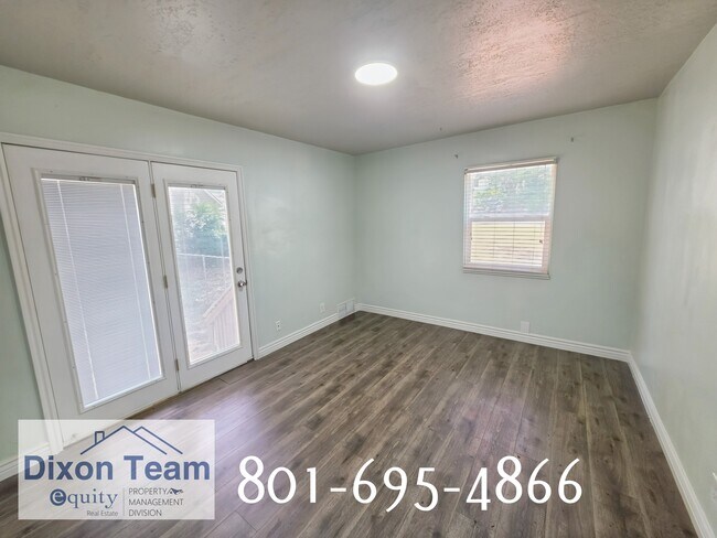 Foto del edificio - 1284 E 22nd St
