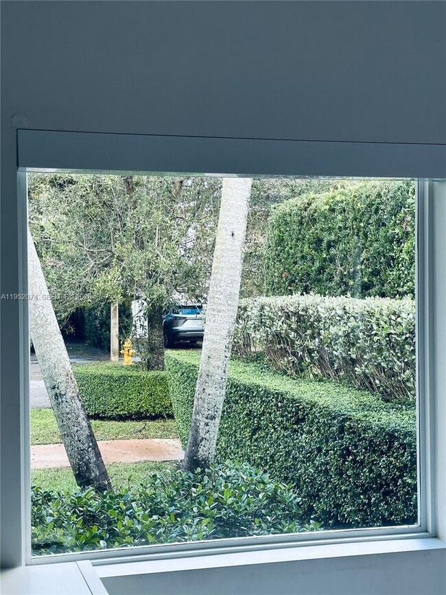 Foto del edificio - 1430 Baracoa Ave