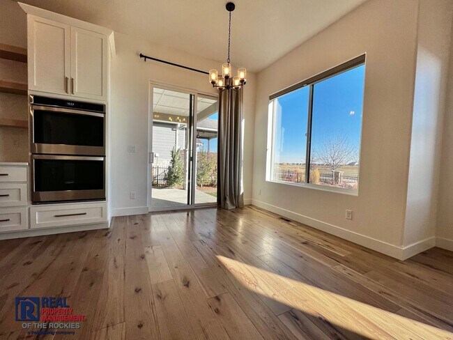 Foto del edificio - Gorgeous 4 bed 3 bath + Office home located on the 12th Tee of the TPC Golf Course!