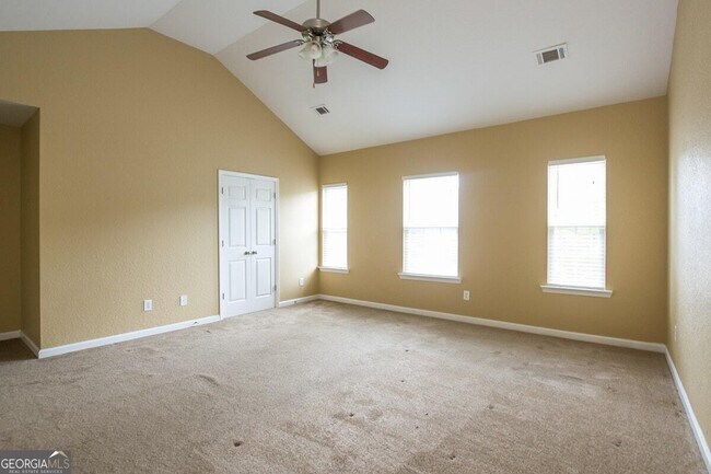 Foto del edificio - 4678 Raven Wood Loop