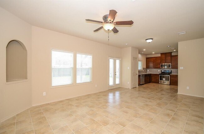Foto del edificio - 7918 Chatham Springs Ln