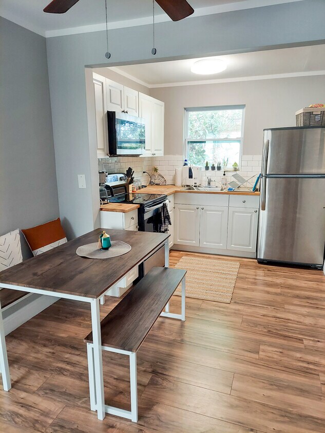 Foto principal - 715 S Swinton Ave