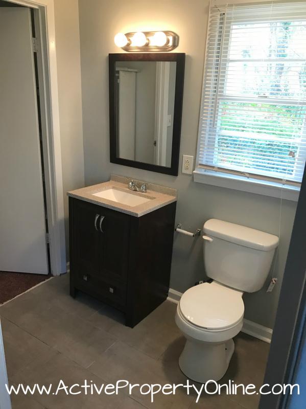 Foto del edificio - 1061 S Pine Knoll Dr