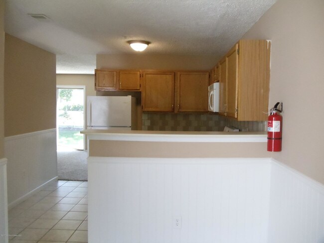 Building Photo - 3402 Pepperbush Ct