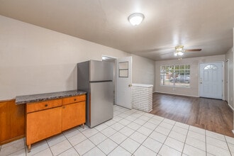 Building Photo - 1816 E Tucker Blvd