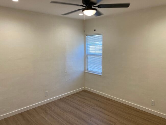 Foto del edificio - 11844 S Esplanade St