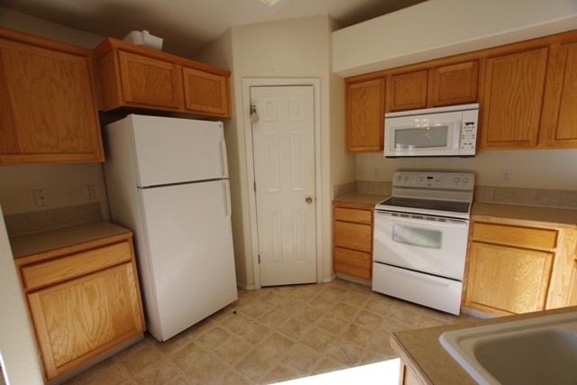 Building Photo - 16803 N Barrymore Dr