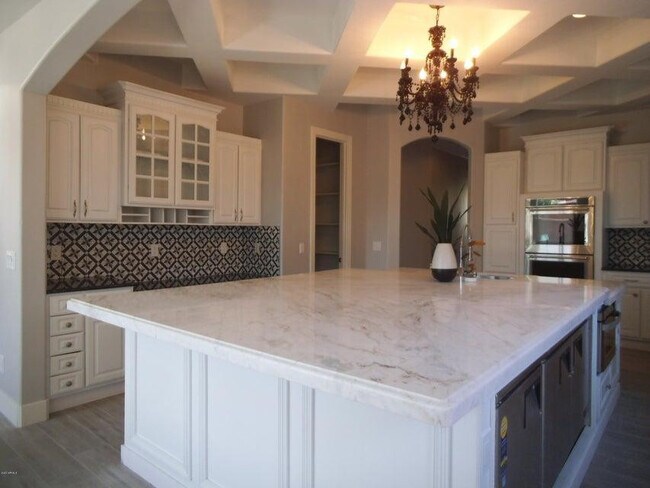 Foto del edificio - 8487 E Canyon Estates Cir