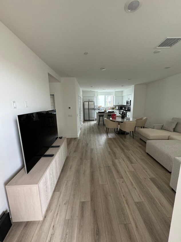 1033 Sage Ln, Gardena, CA 90247 Townhome Rentals in Gardena CA