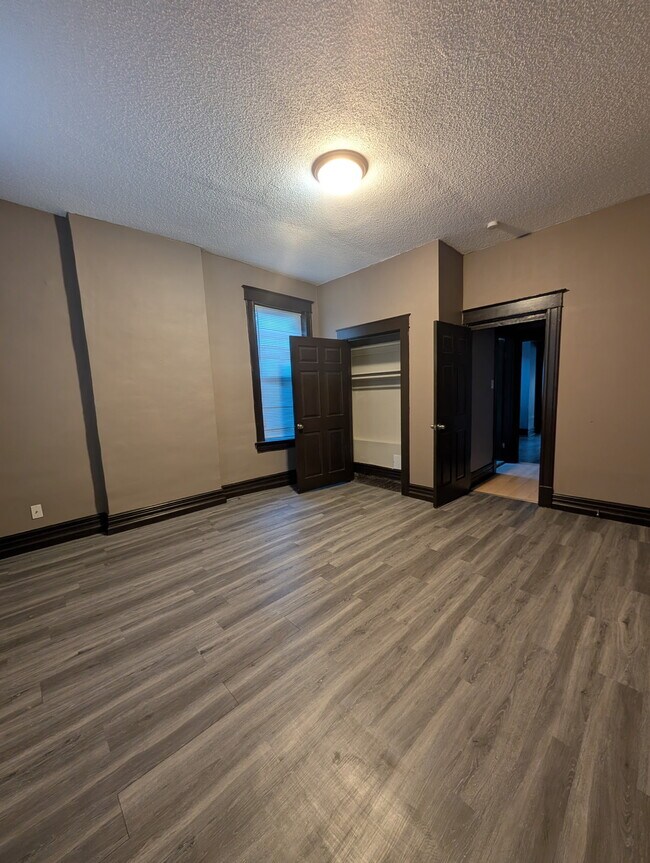 Building Photo - 3009 Osage St